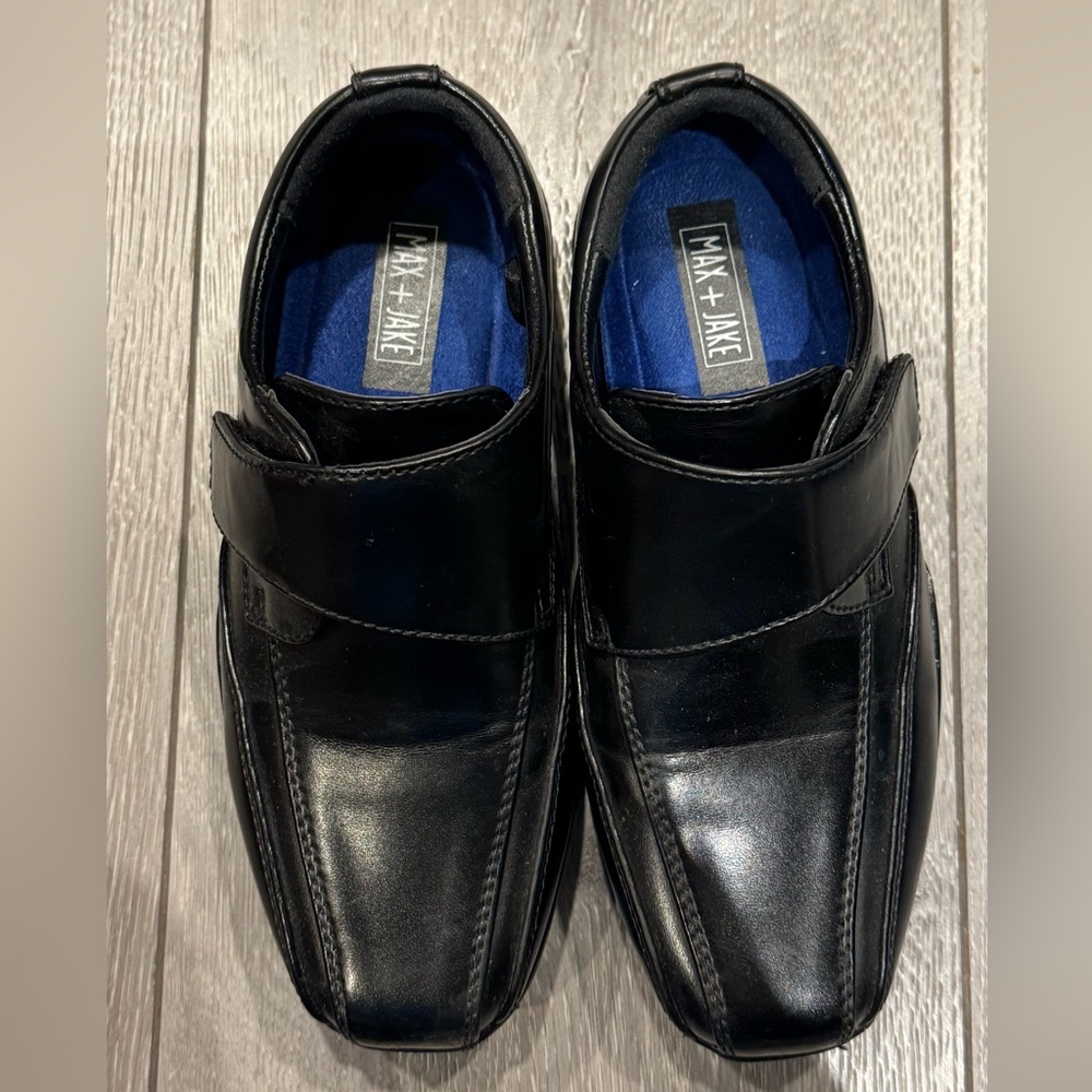 Max + Jake Boys Black Dress Shoes - Size 1